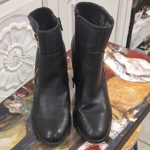 Apt. 9 Black Faux Leather Ankle Booties with Side Zip Detail